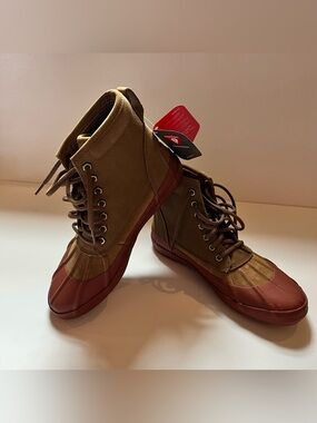 L.L.Bean Bar Harbor Duck Boots NWT Women's size 8
